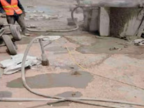 大东水泥混凝土路面板底注浆技术 路面脱空注浆整治方案